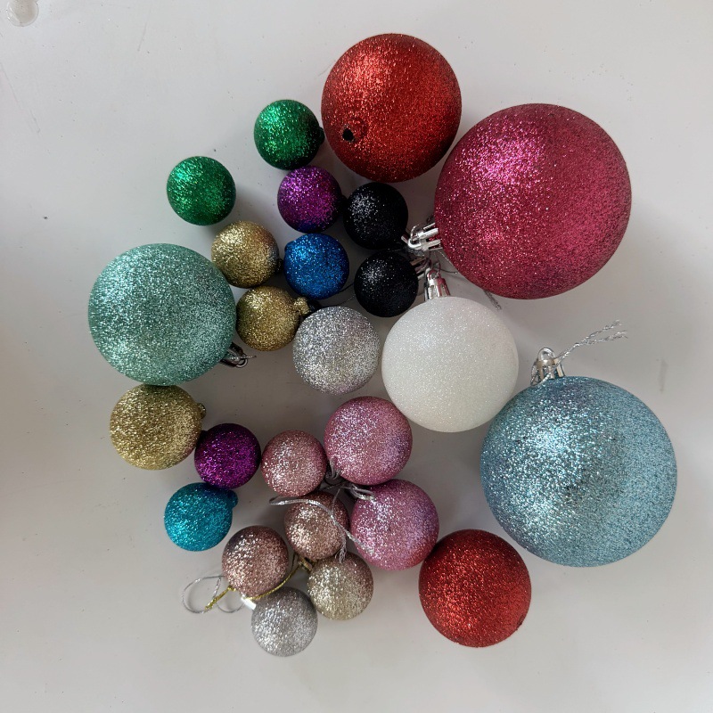 Factory Direct Supply 3/4/5/6/8cm Bulk Glitter Christmas Plastic Decorative Balls Festive Party Seasonal Decoration Balls