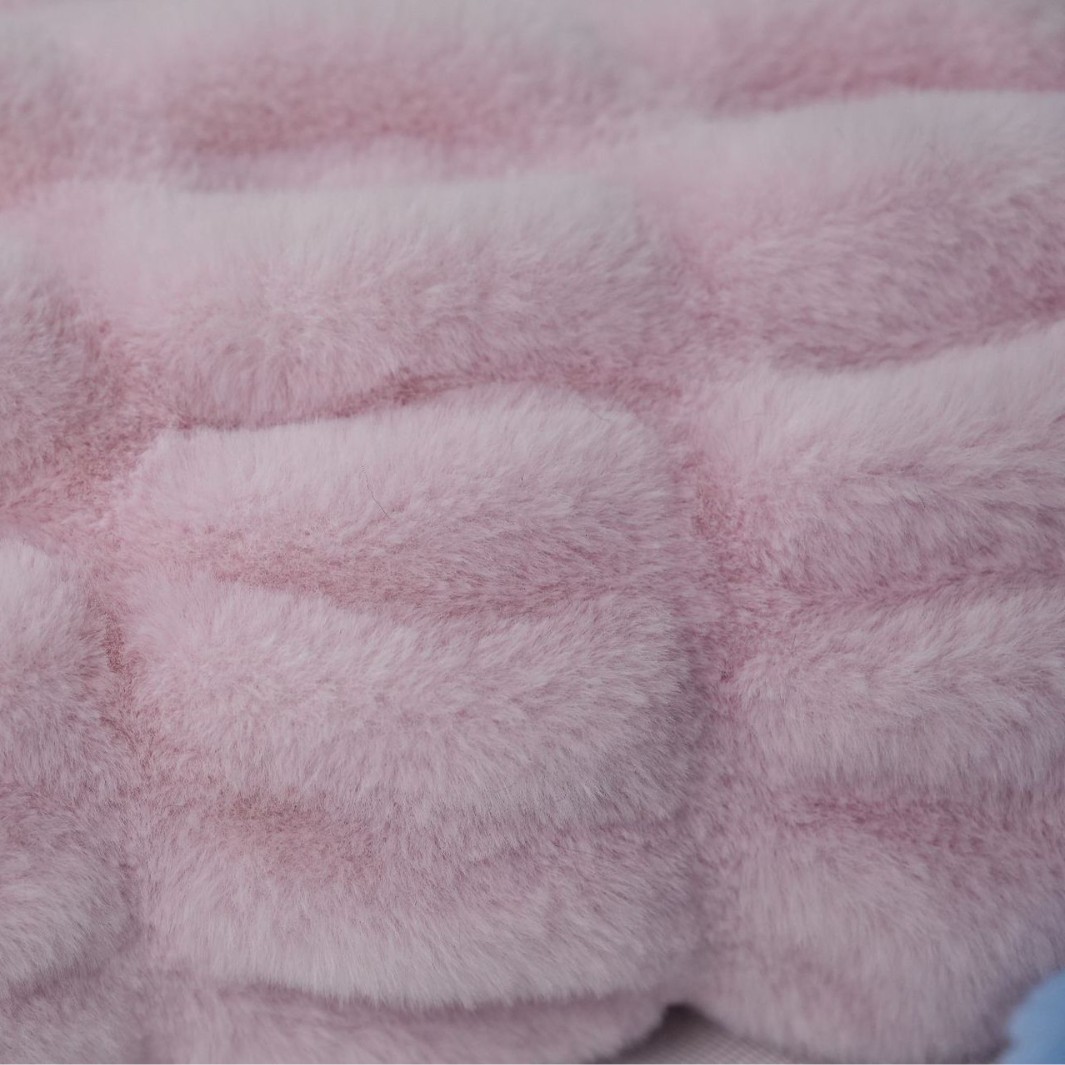 Imitation Rabbit Fur Autumn and Winter Coat, Blanket, Floor Mat, and Bag Fabric, Ultra-Thick Warm Mink Velvet Spandex with a Bubble Velvet Feel
