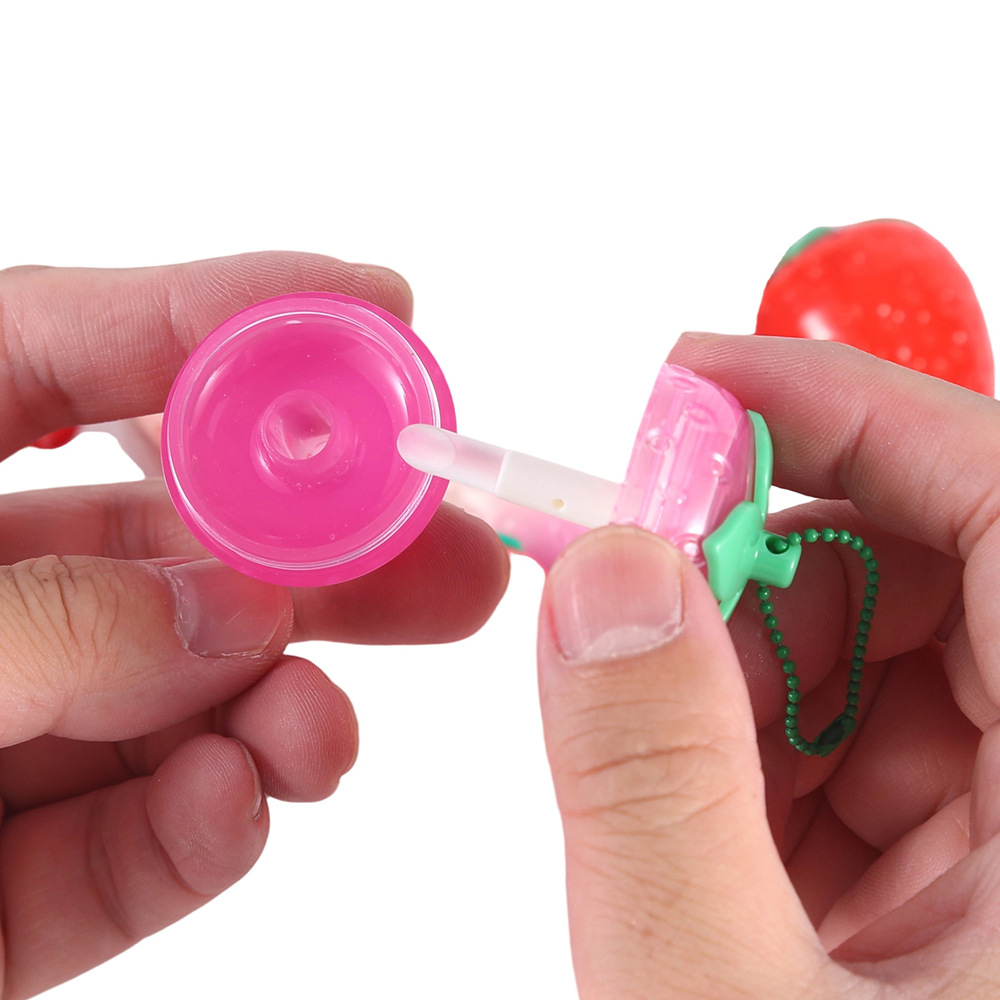 Strawberry Lip Balm Moisturizing and Lightening Lip Lines Lipstick Base Pendant Strawberry Lip Mud Fruit Scented Lip Gloss