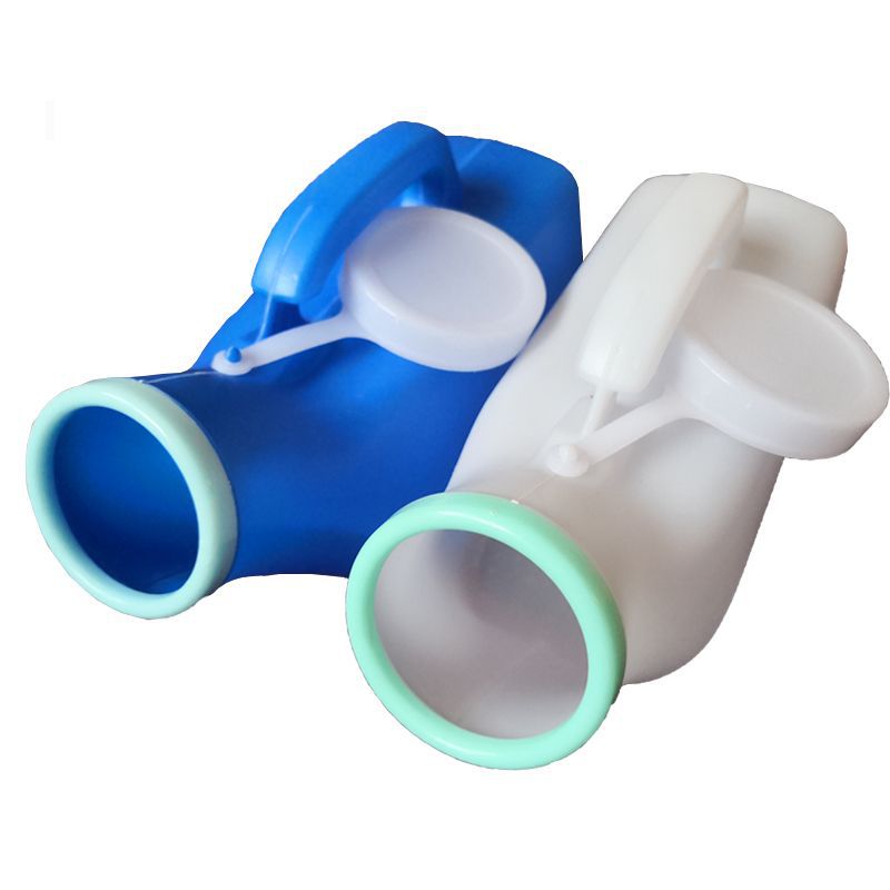 Wholesale men's urinal with lid urinal chamber pot car portable urinal elderly children night urinal