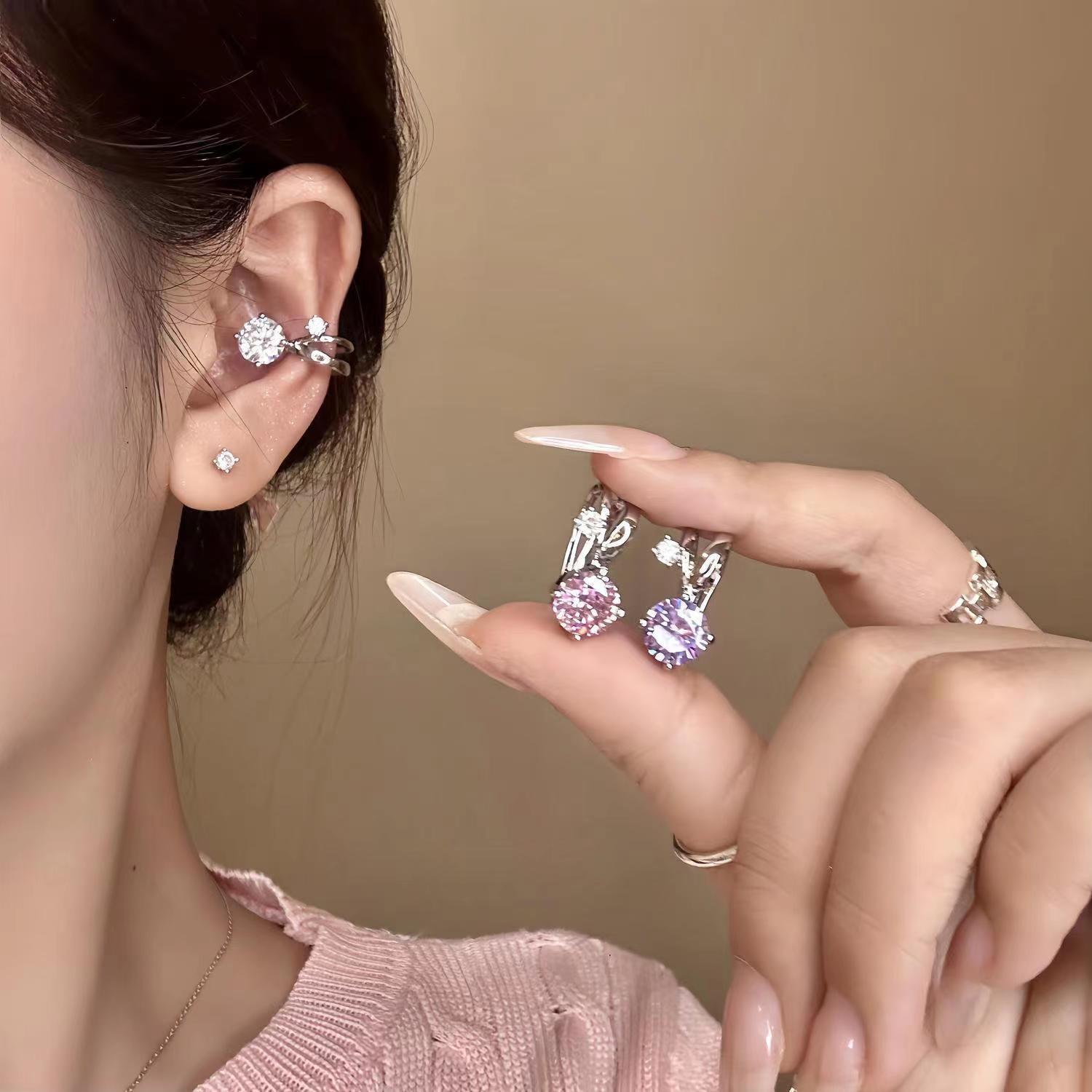 Small Bulb Ear Bone Clip Without Pierced Ears, Wearable Zircon Earrings for Women, High-End, Accessible Luxury, Sexy Ear Clip Ear Jewelry
