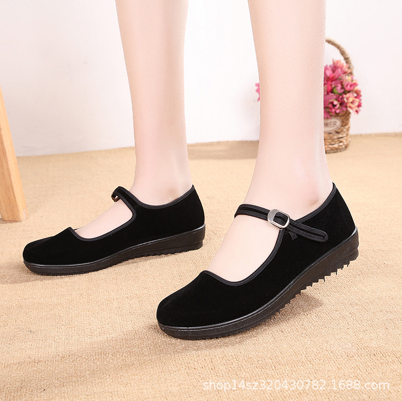 Old Beijing Cloth Shoes Women's Breathable Hotel Shoes Mother Square Dance Belt Injection Molding Rubber Bottom Work Soft Bottom Low-cut Cloth Shoes