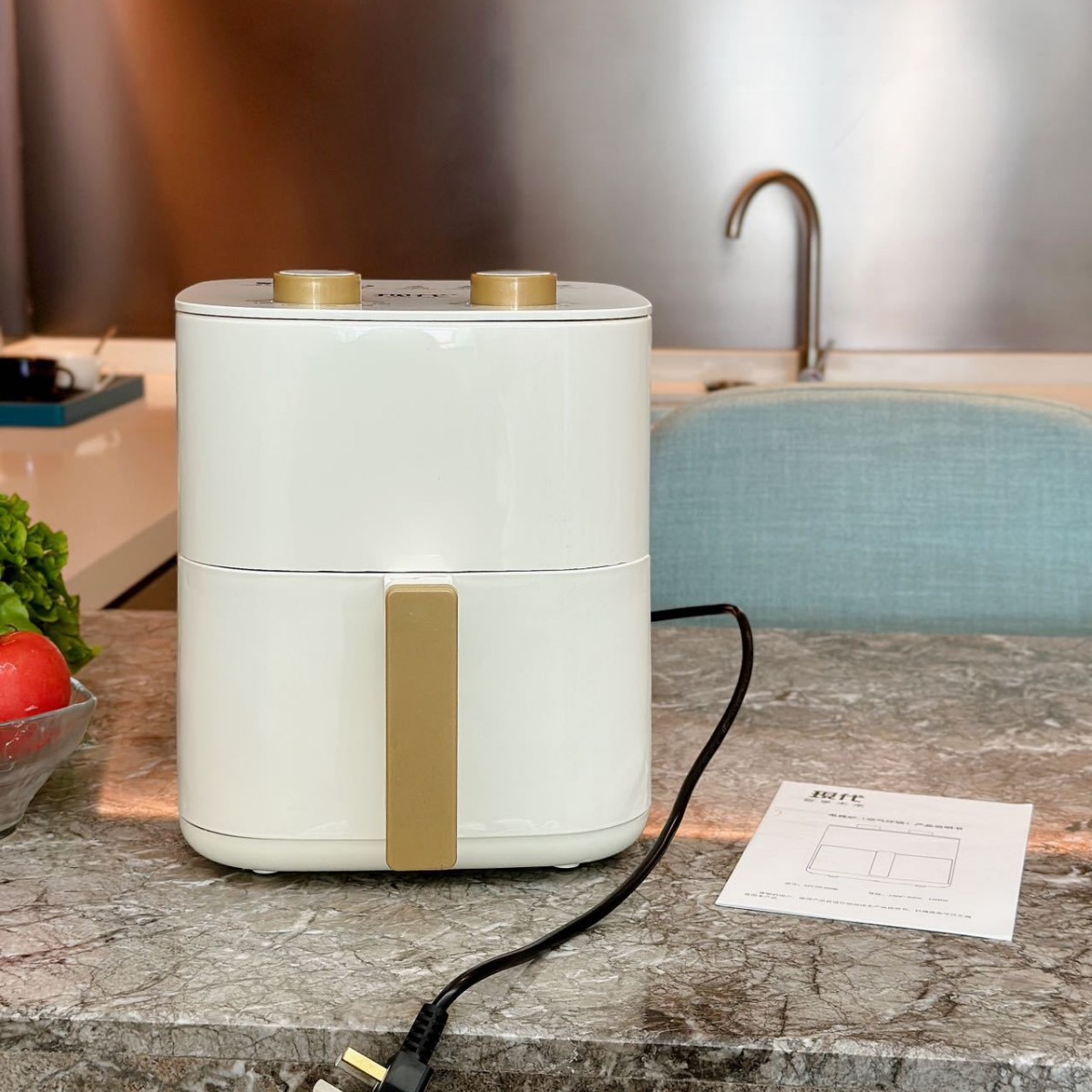 New Modern Air Fryer Household Multifunctional Large Capacity Electric Fryer French Fries Machine Can Be Sold as Gifts Wholesale