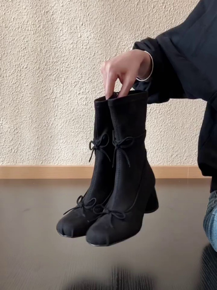 Варежки из овчины ~ Ретро балетные стильные ботинки на толстом каблуке для женщин, дизайн 2025, стройный вид, толстый каблук, круглой носок, универсальные короткие ботинки