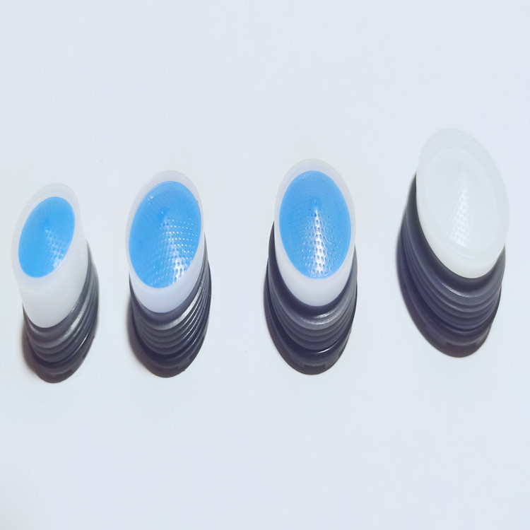 The Faucet Spout Is Equipped with a Built-In Aerator and a Hidden Filter Element with Adjustable Universal Aerator