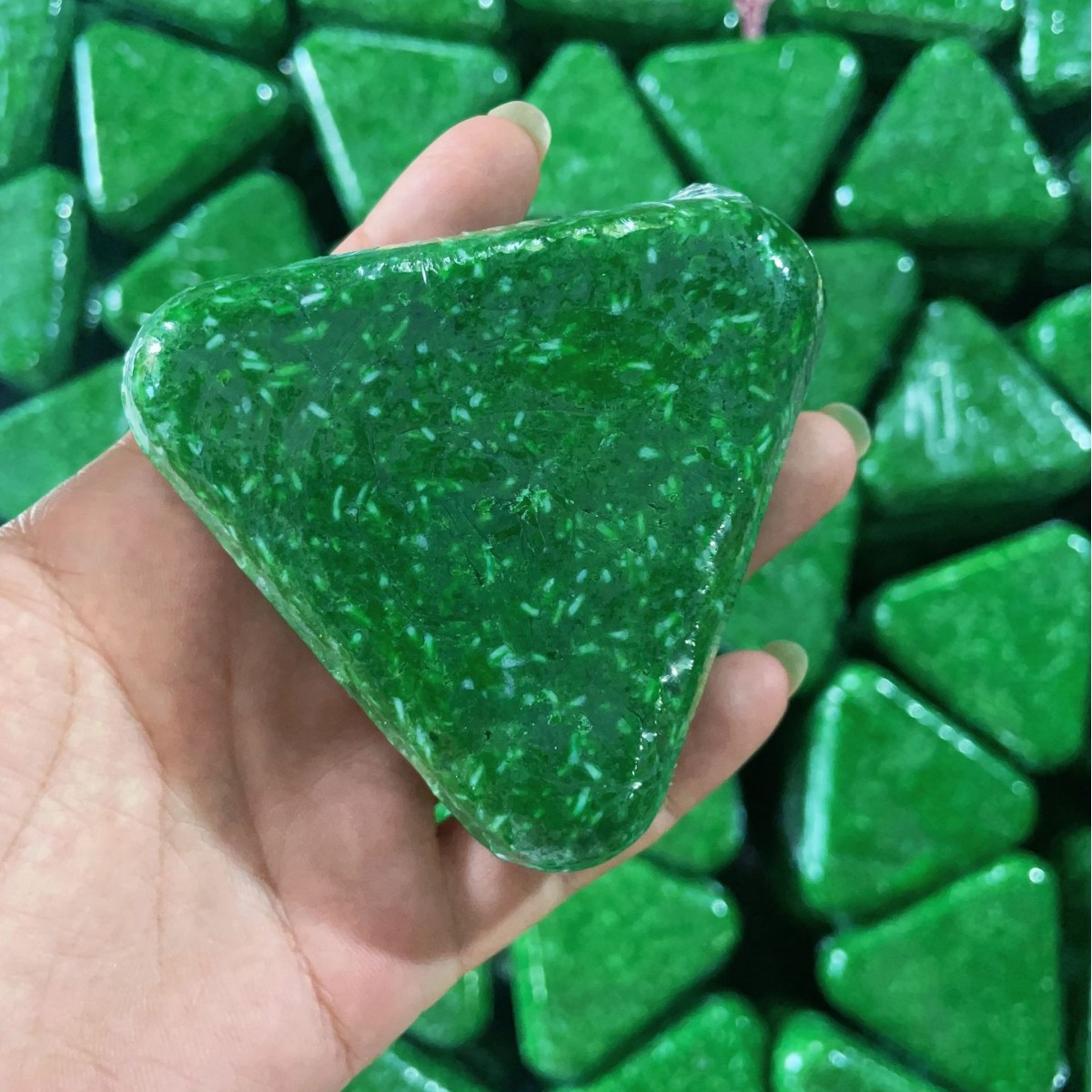 Factory Seven Green Same Style Platycladus Leaf Shampoo Soap Xinjiang Usman Grass Polygonum Multiflorum Hand Sevengreenso