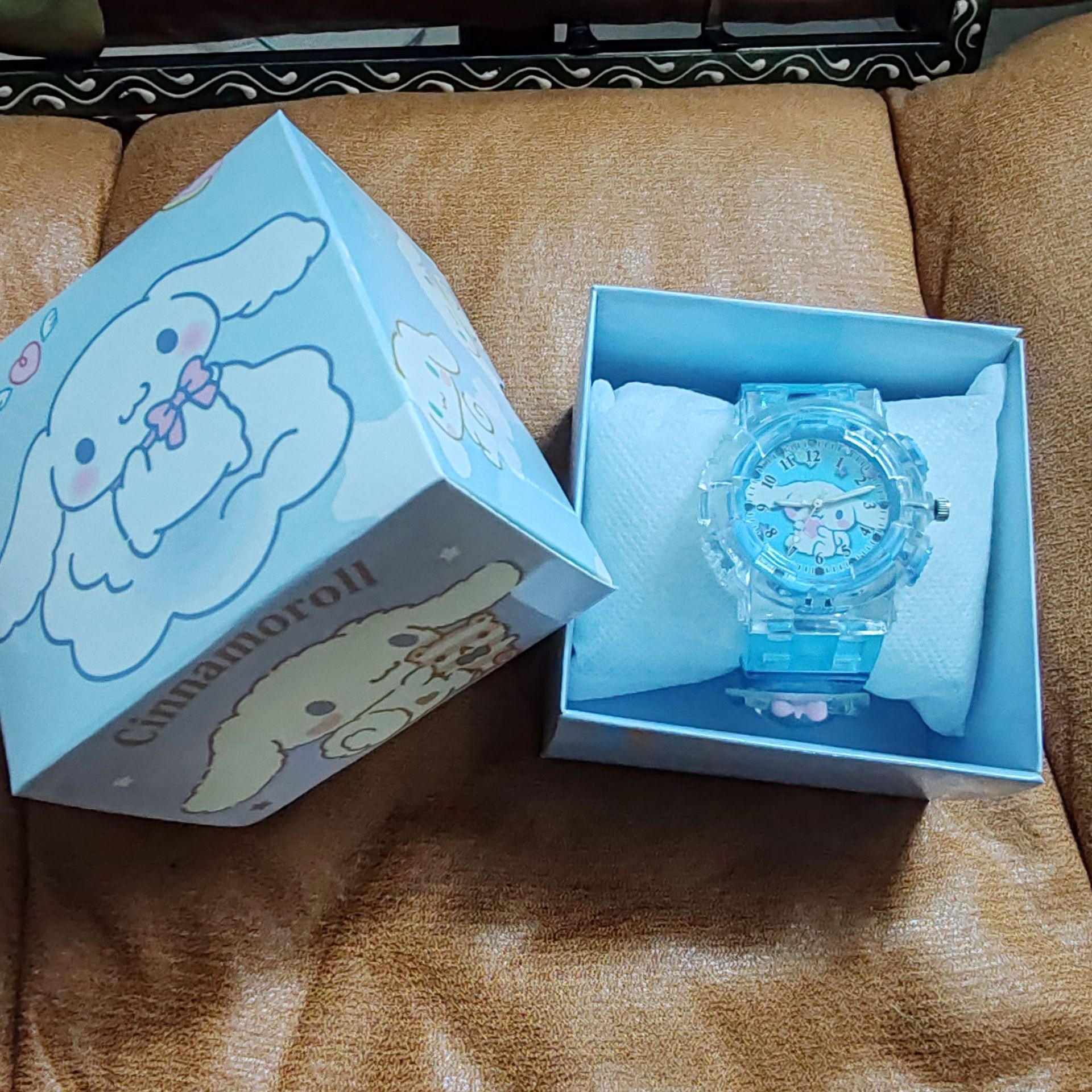 Sanrio Kuromi Children's Watch Toy Girl Primary and Secondary School Students Kindergarten Girls Luminous Cartoon Electronic Watch