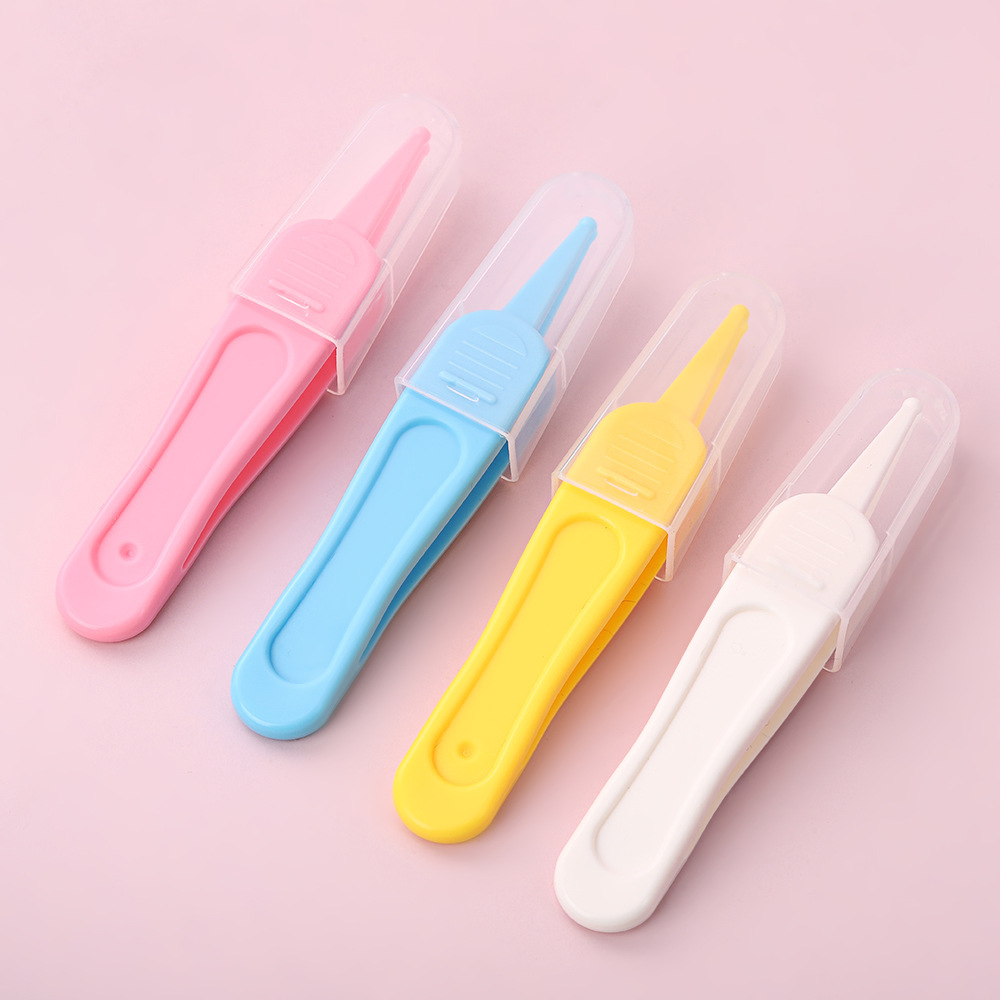 Factory Direct Sales Baby Booger Clip Newborn Nostril Cleaning Tweezers Holding Baby Daily Care Safety Round Head Tweezers