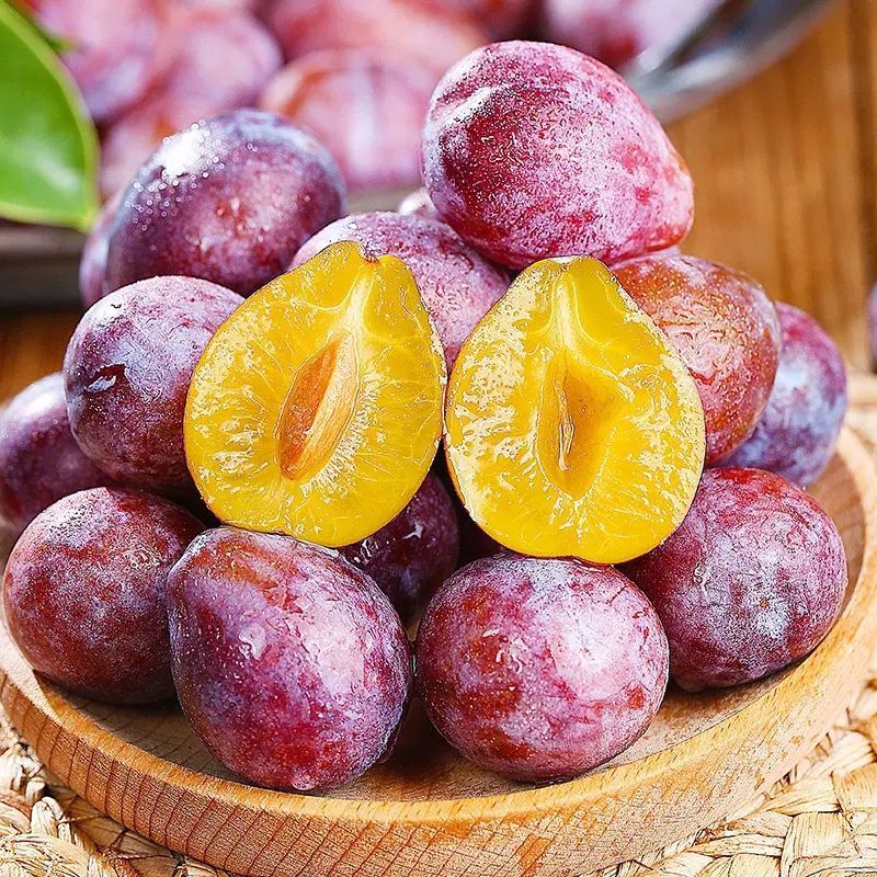 Xinjiang Prunes Kashgar French Prunes Large Fresh Seasonal Whole Box Sweet Plums Plums Supplementary Food Freshly Picked Wholesale