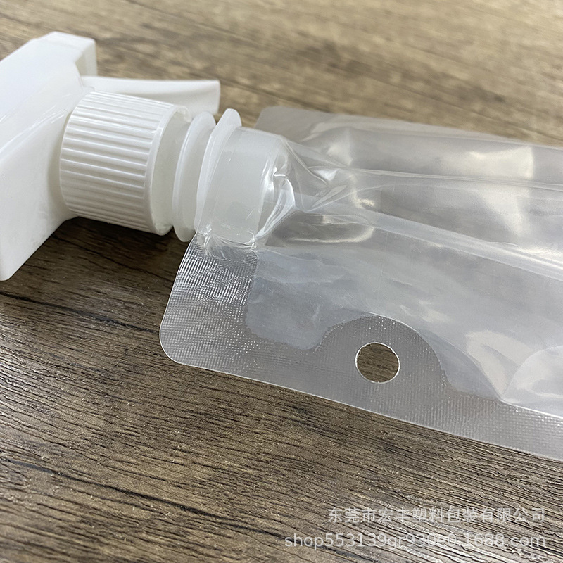 Spot 500ml liquid bag manufacturers plastic alcohol watering can wholesale spray bottle spray bottle watering outdoor water bag