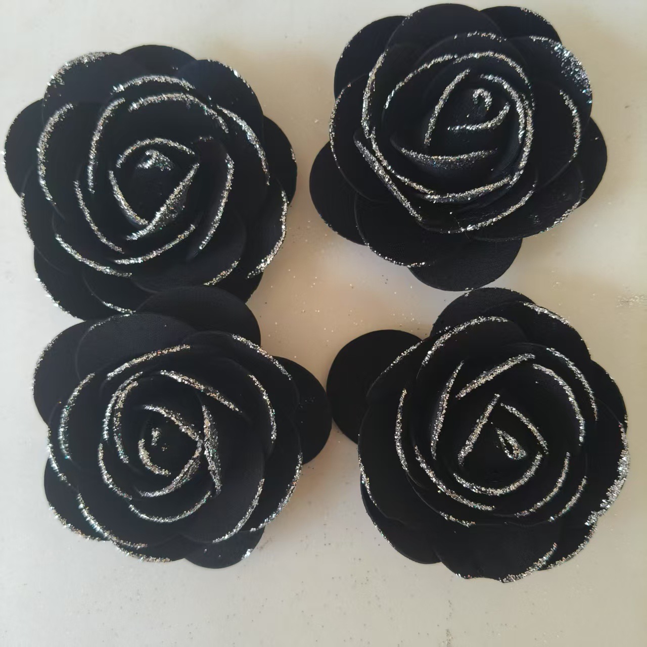 Factory Direct Delivery 8cm Foam Spray Gold Powder Artificial Pe Foam Rose Head Serrated Rose Wedding Flower Ball Material