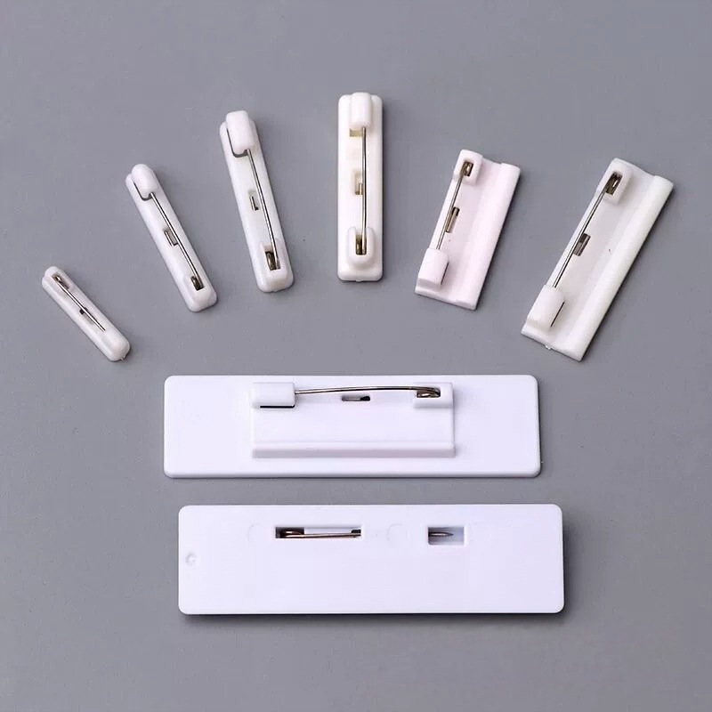 Оптовая продажа пластиковых булавок, номерных пластин, значков, аксессуаров для DIY, безопасных булавок, двухцветных булавок в наличии