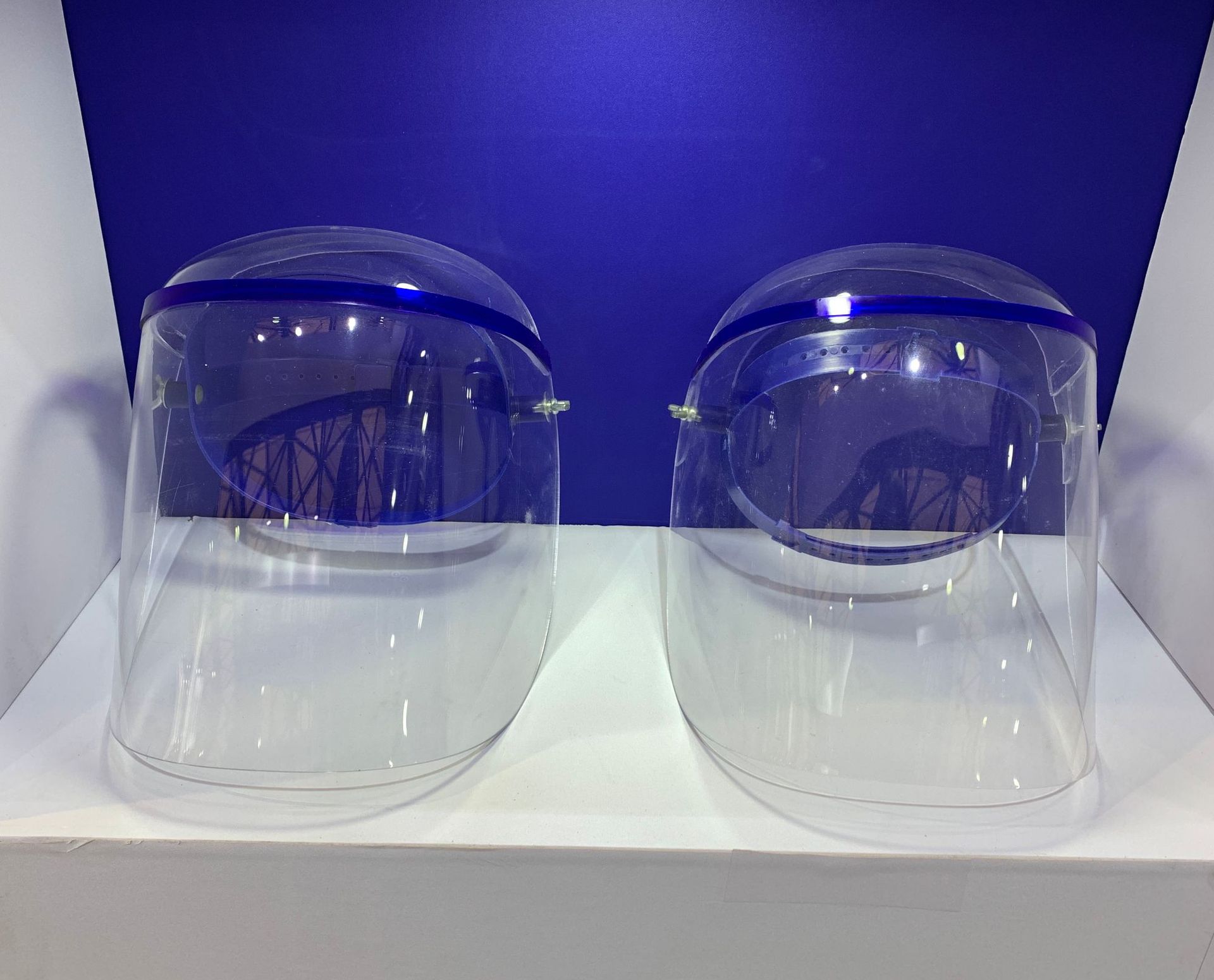 Ready Supply of Plexiglass Protective Masks, Polishing Protective Masks, Head-mounted Full Face Protective Masks