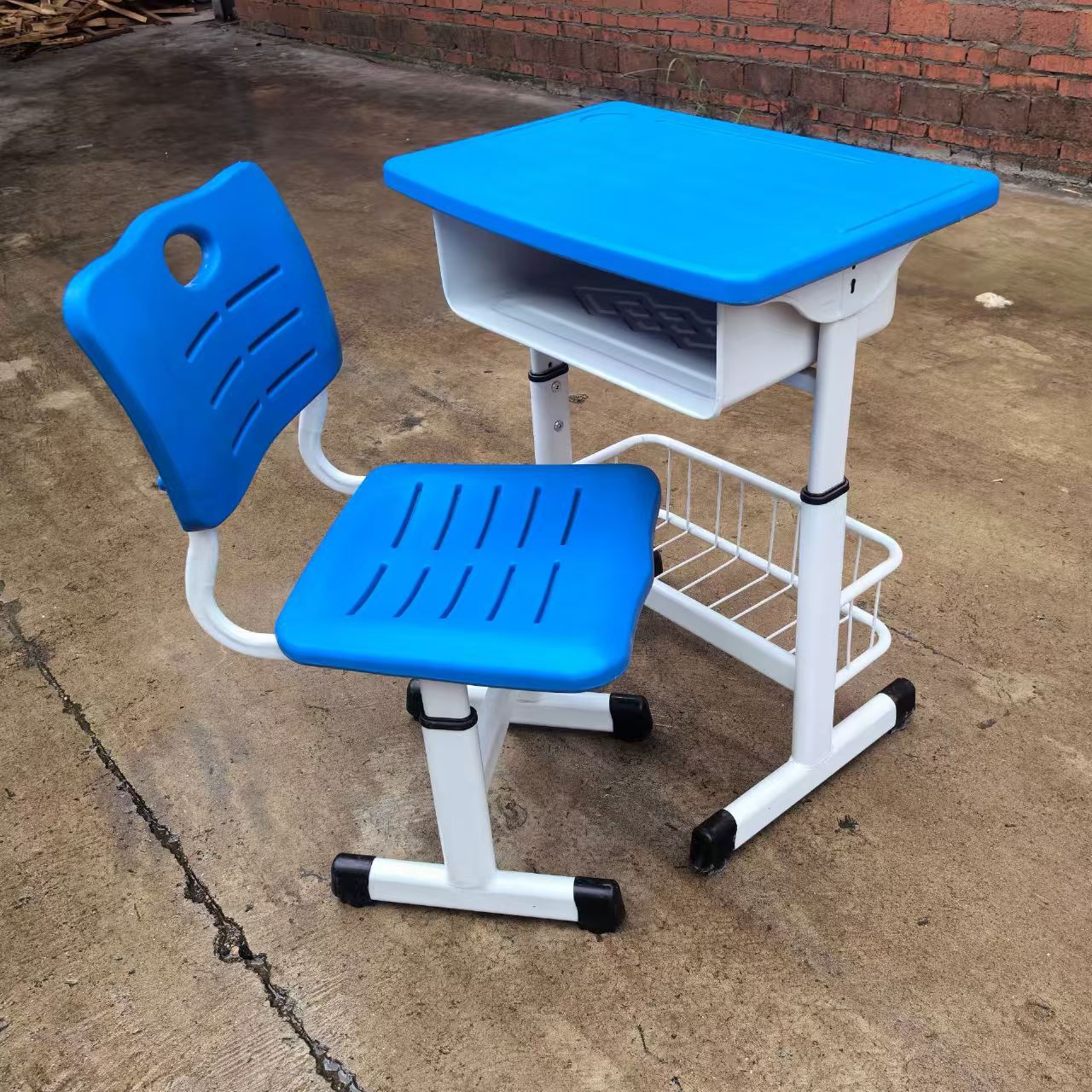 Столы и стулья для учеников, столы для старшеклассников, учебные столы для начальной и средней школы, комплект для учебных заведений и репетиторских классов для одного человека