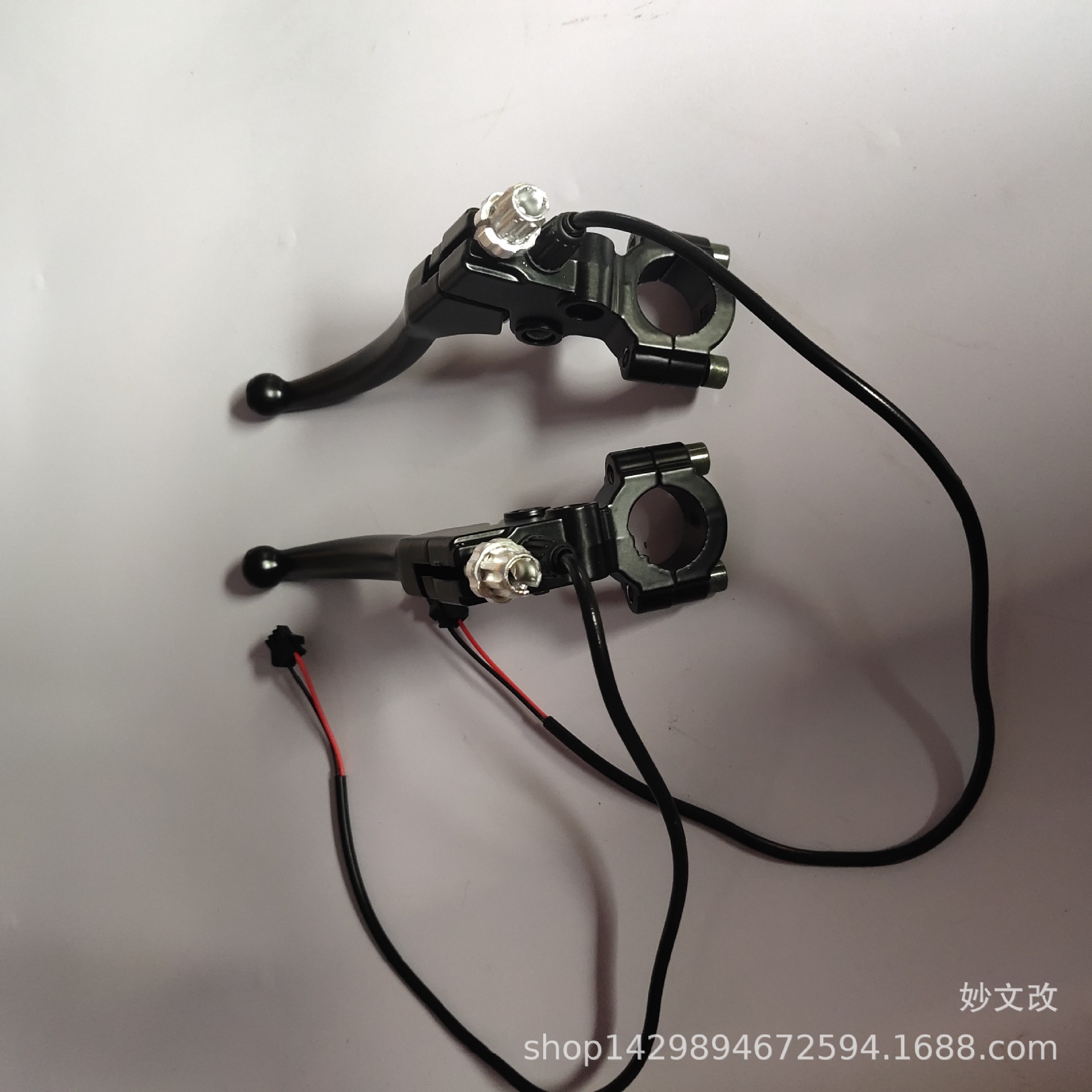 Wholesale New Standard Electric Vehicle Brake Handle Electric Vehicle No-disassembly Brake Handle Electric Brake Handle Can Be Installed 8 Wires Reflector