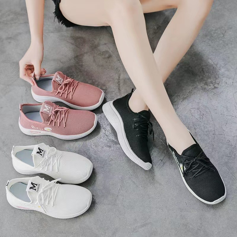 Shoes for Women 2025 New Export Women's Shoes Casual Walking Soft Sole Mom Shoes Douyin Fashion Socks Sports Shoes for Women