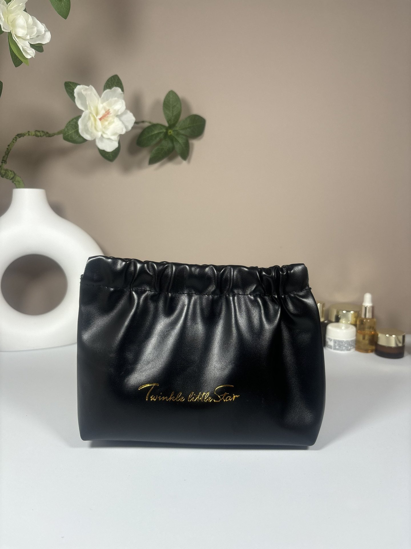 Ins High-Looking Pleated Bag Cosmetics Lipstick Bag Cosmetics Bag Travel Portable Pu Cosmetic Bag Toiletry Storage Bag