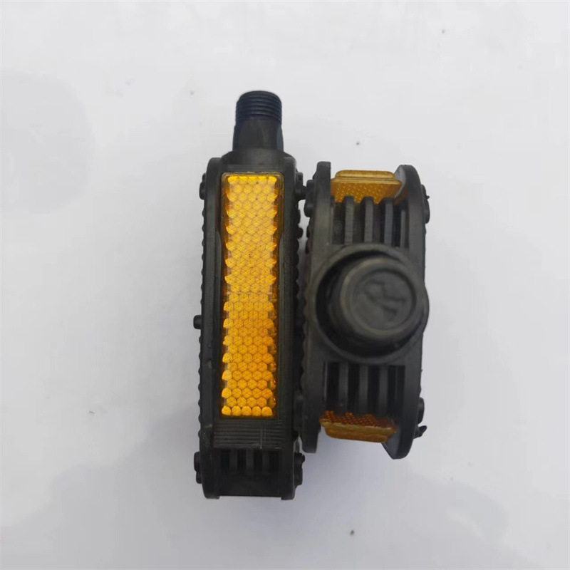 Electric bicycle pedal bicycle road bike dead flying pedal riding universal pedal manufacturers supply