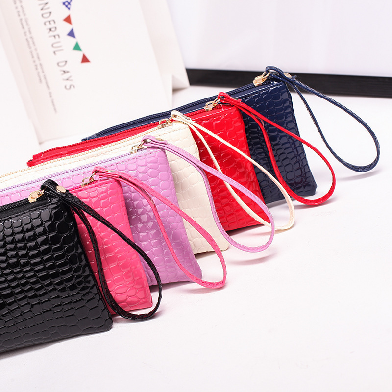 Guangzhou Cross-Border Supply Fashion Clutch Bag Korean Style Mobile Phone Bag Coin Purse Event Gift Manufacturer Wholesale Women's Bag Soft