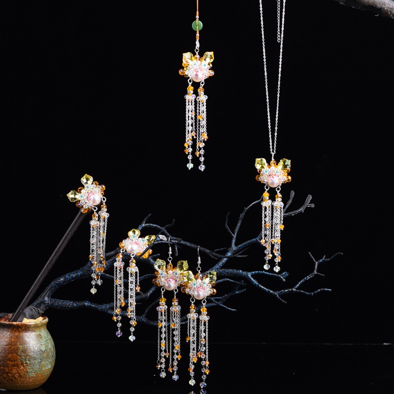 Оригинальные мечи лошадь Дань ханфу ювелирные изделия цветочная кисть антикварные серьги подвесные популярные