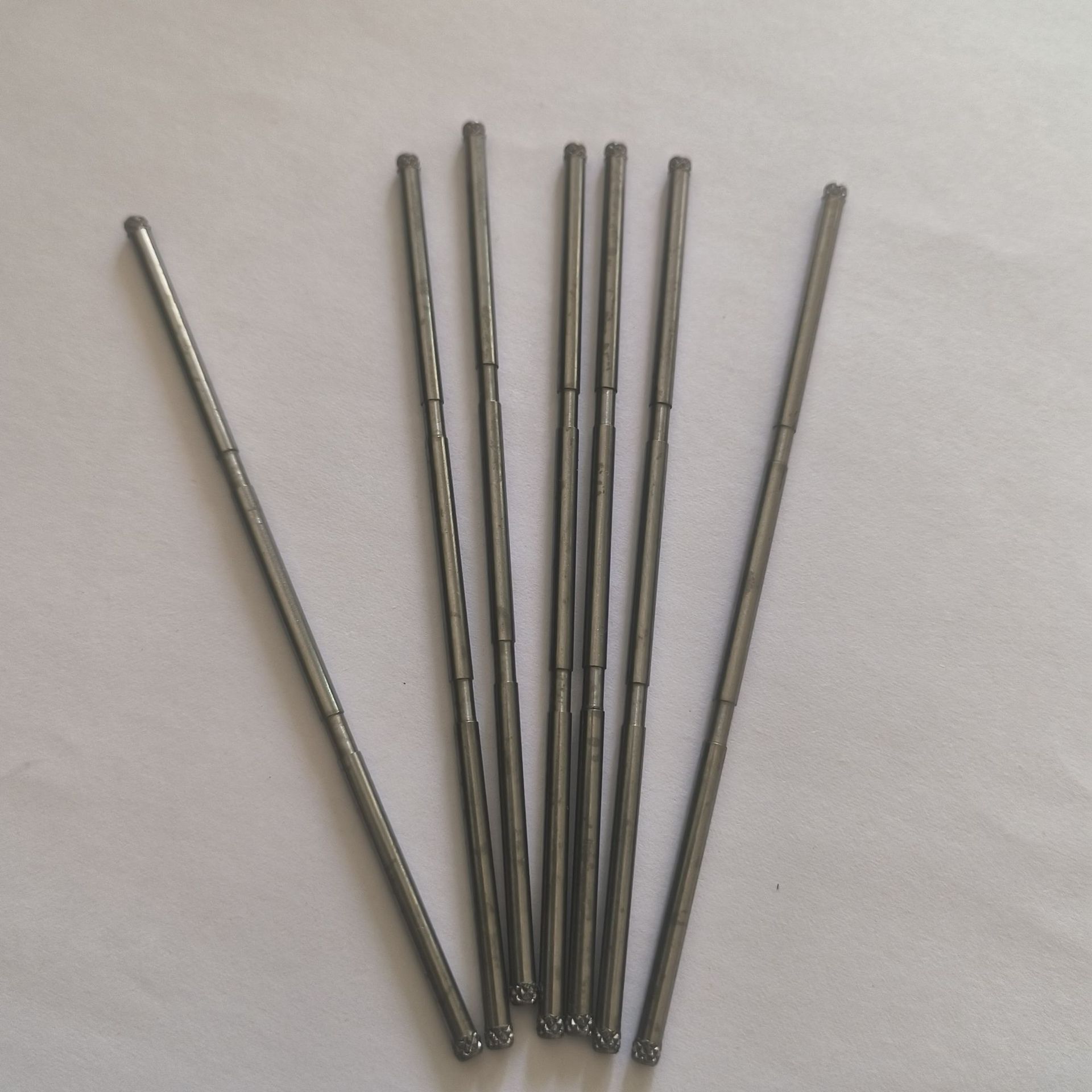 High-Speed Hair Dryer Five-Piece Hair Curler Shaft Lathe Parts Knurled Shaft Hair Curler Hardware Accessories