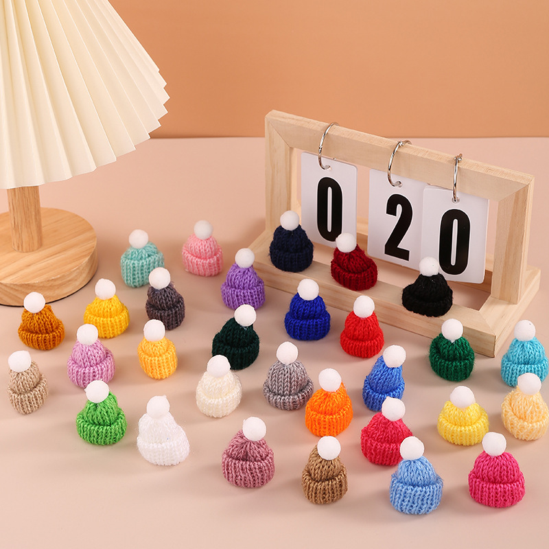 Cross-border Christmas decorative color wool knitted mini hat diy toy clothing accessories wholesale