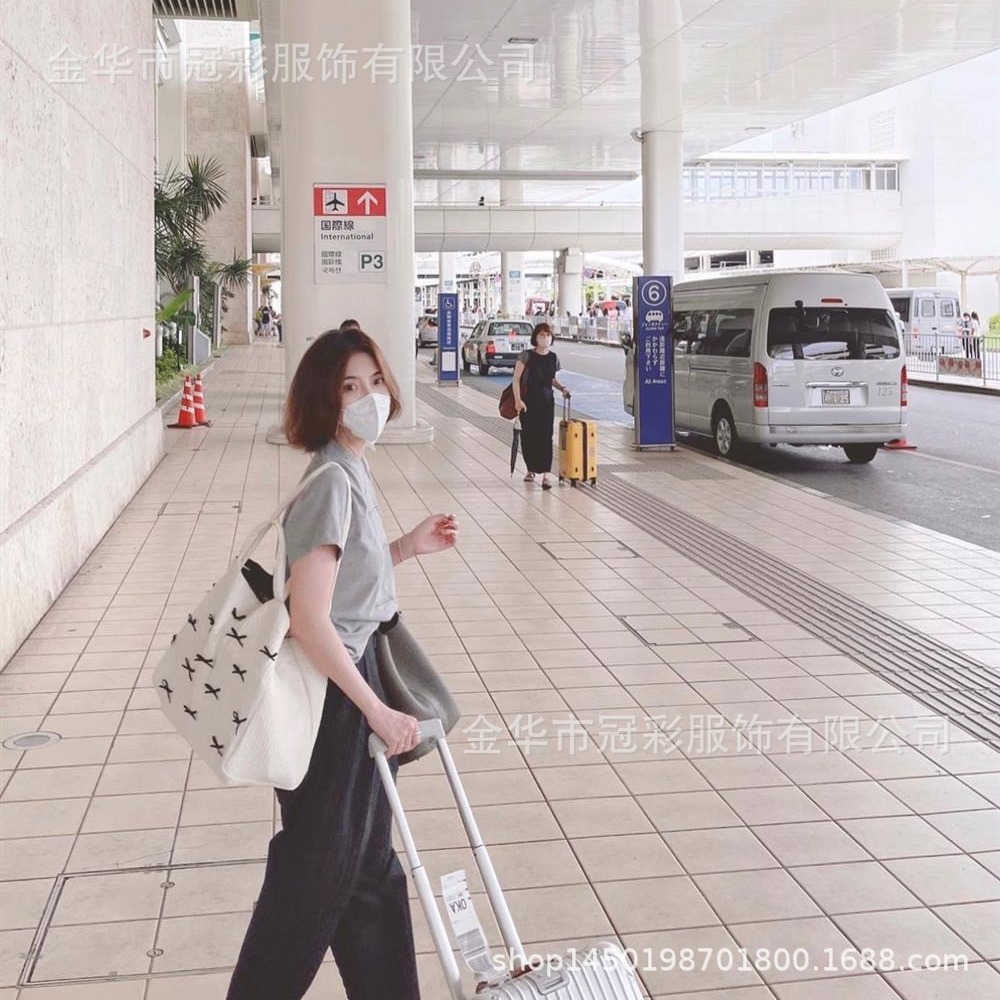 Japanese-style Ins-style Large-capacity Simple Multi-functional Out-of-home Mother and Child Handbag Trailer Shoulder Embroidered Hanging Bag