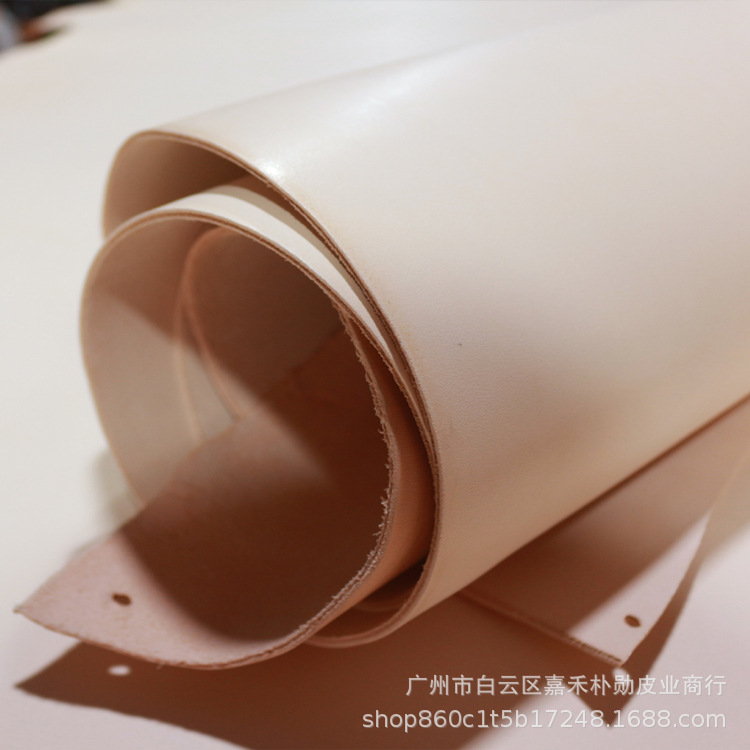 Italian Style Primary Color Vegetable Tanned Leather Tree Paste Leather Carved Leather Handmade DIY Leather Easy to Absorb Water