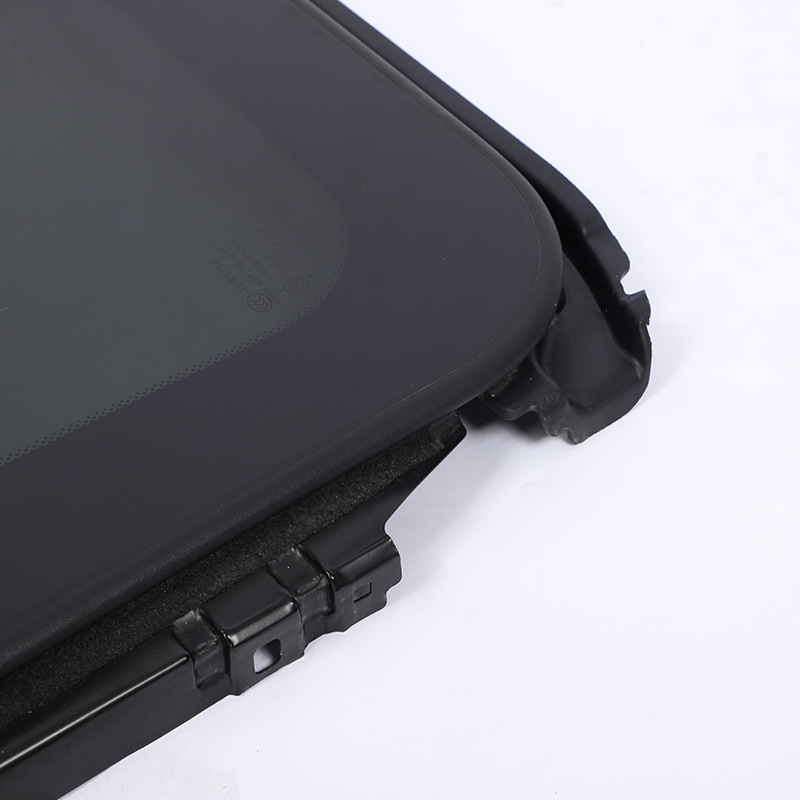 Car Sunroof Rear Glass One to One Suitable for Nissan X-Trail Universal Model Blocking Uv Source Factory