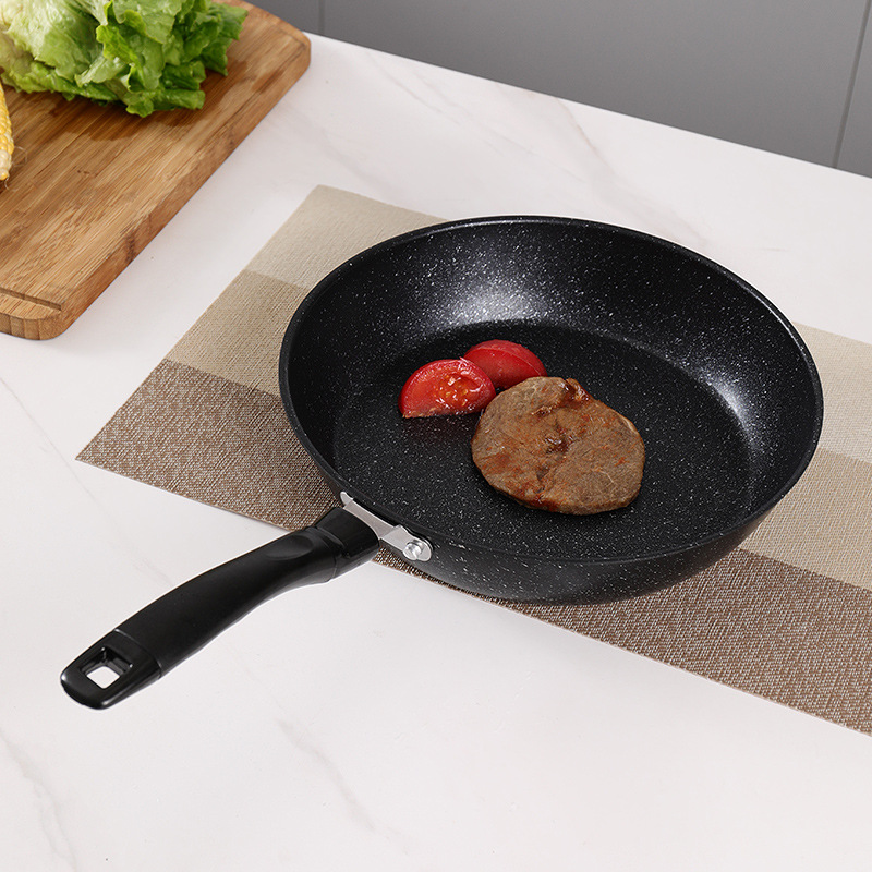 Mini non-stick frying pan small pan steak frying pan induction cooker gas stove one-piece delivery