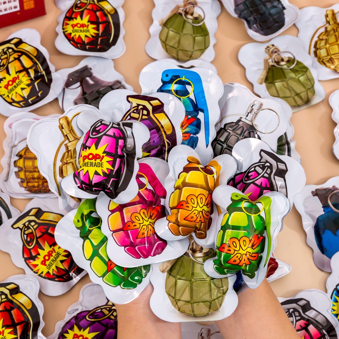 New Year simulation self-detonating grenade automatic inflatable small explosive bag can explode grenade spoof trick trick toy