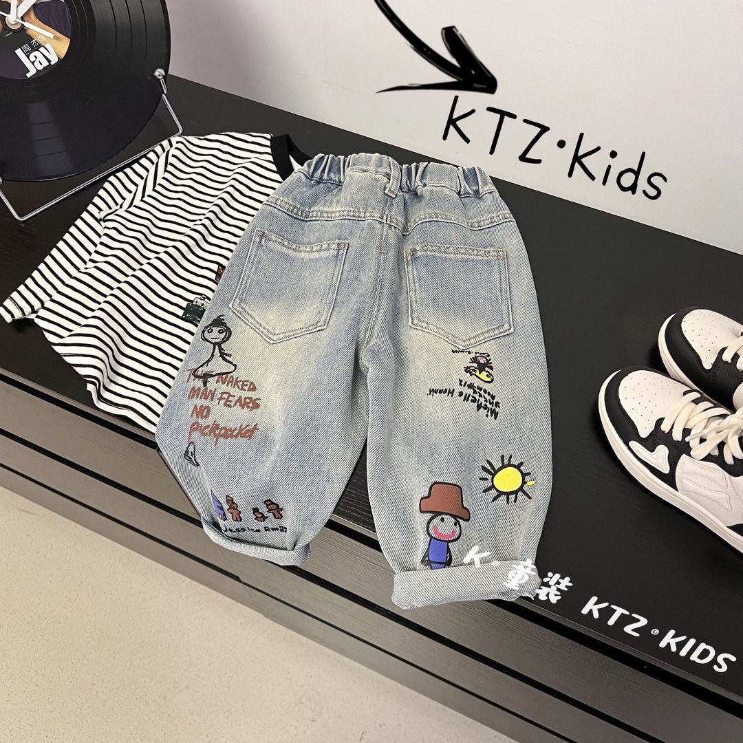 25 Children's Trendy Fashion Jeans Spring and Autumn Pants New Children's Spring Pants Loose Children's Graffiti Pants
