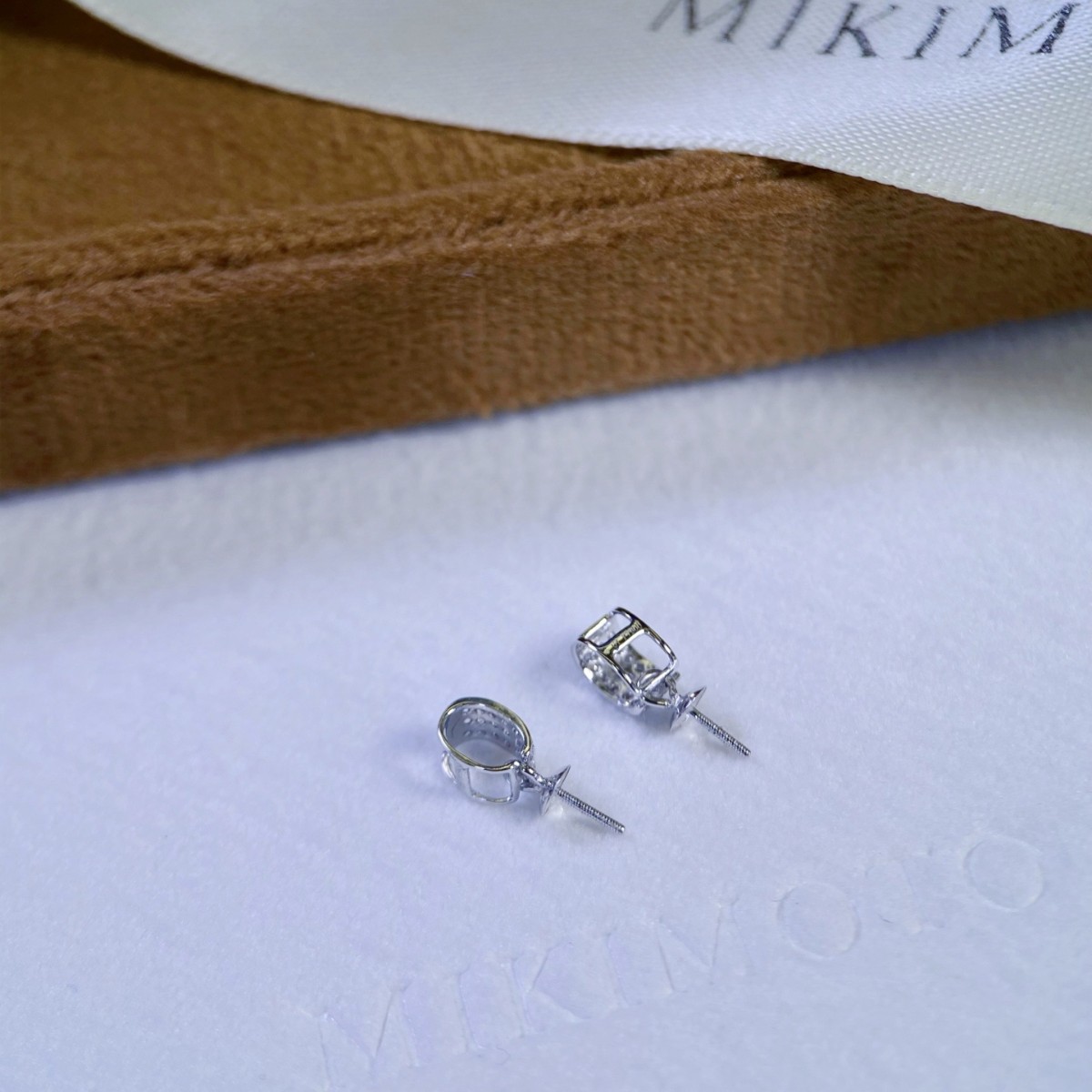 Platinum Pt900 Accessories Simple Pendant White Zircon Inlaid with Beads 10-11mm Without Chain and Beads