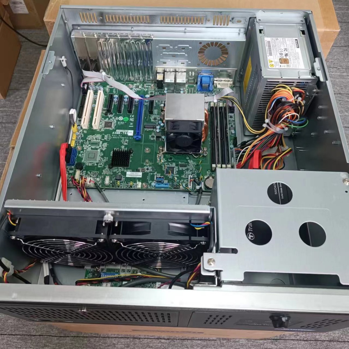 Advantech ACP-4000MB industrial computer 4U height 19 inch rack type industrial computer box