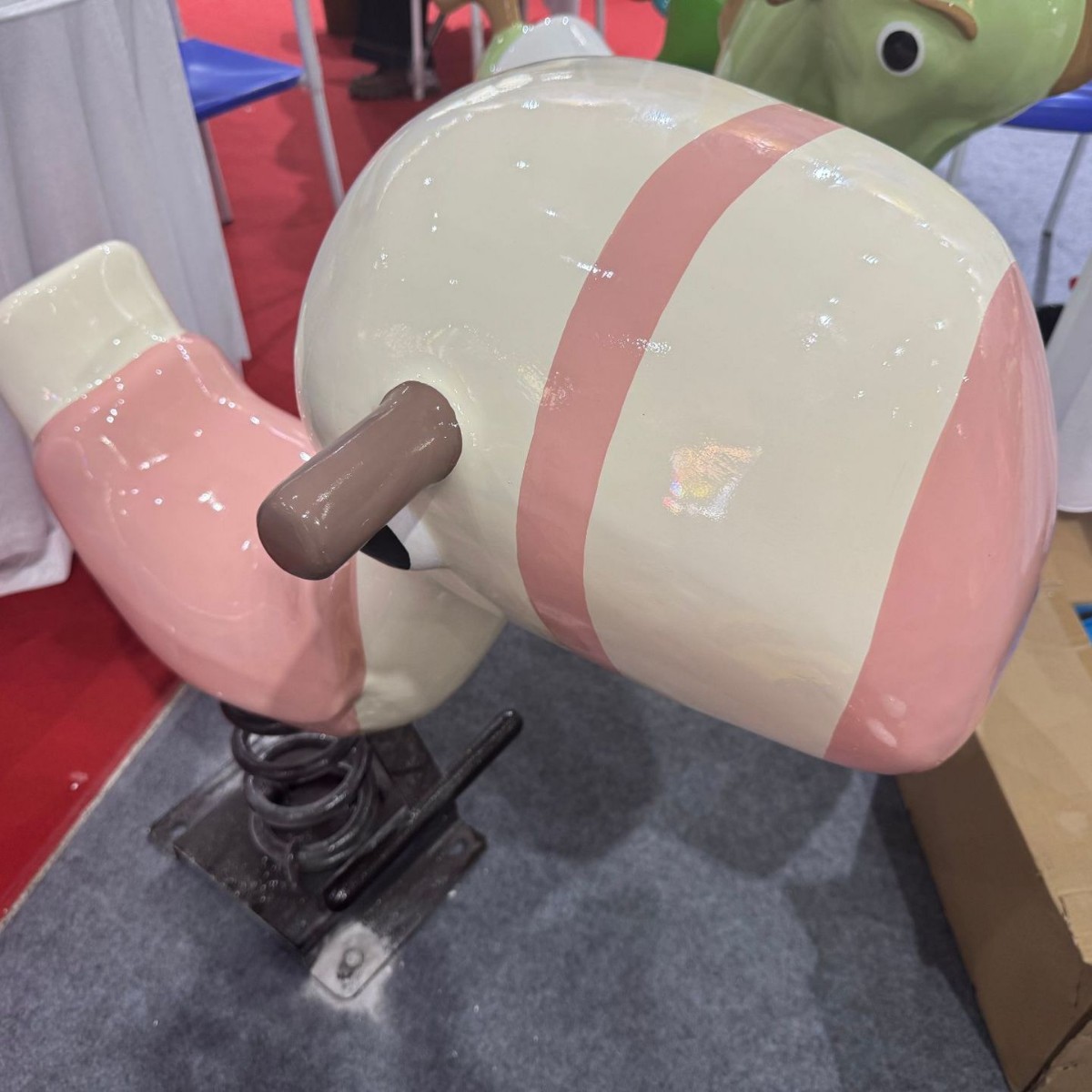 Double Spring Fiberglass Rocking Horse Children's Outdoor Rocking Horse Community Park Seesaw Amusement Equipment Manufacturer