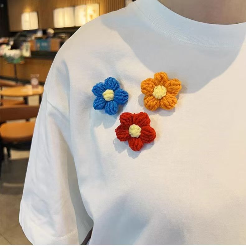 Ready-Made Handmade Crochet Puff Flower Yarn Flowers DIY Hairpin Accessories Corsage Bag Clothing Accessories Flower