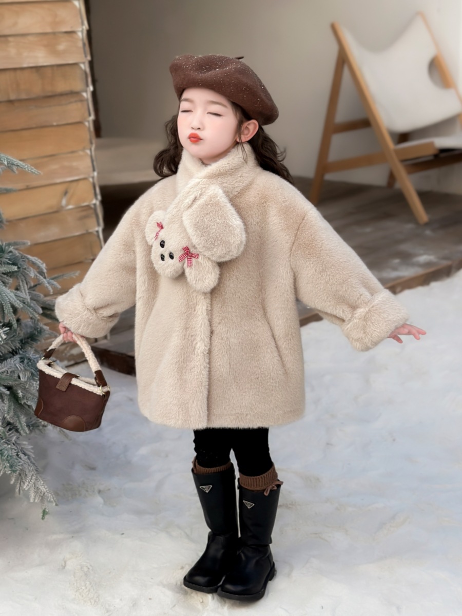 Children's Fur One-piece Coat Girls' Environmentally Friendly Mink Fleece Imitation Fur Coat Winter Little Girl's Warm Woolen Sweater