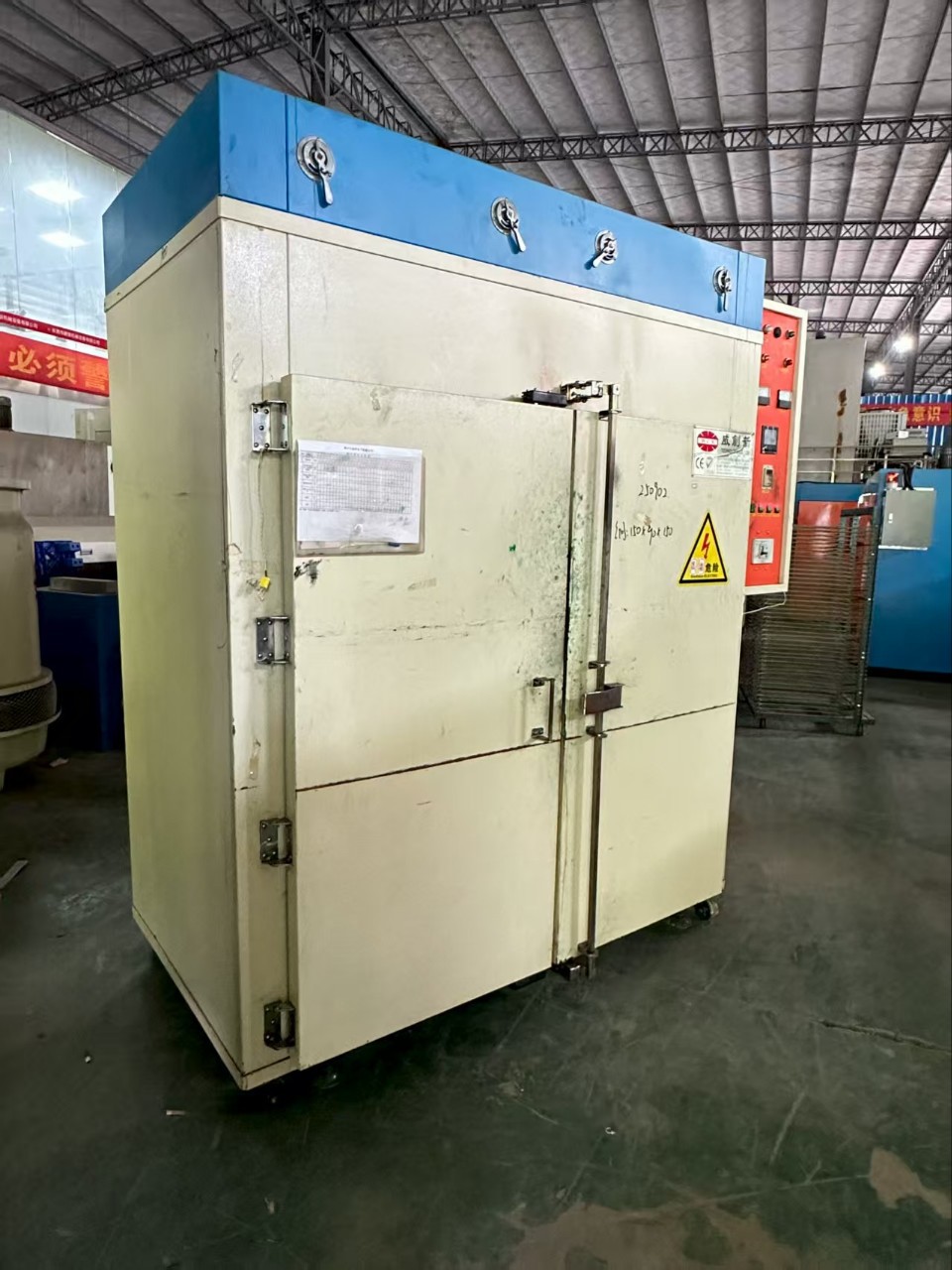 Cheap Price for Second-Hand Double Door Oven Length 150 Width 90 Height 170