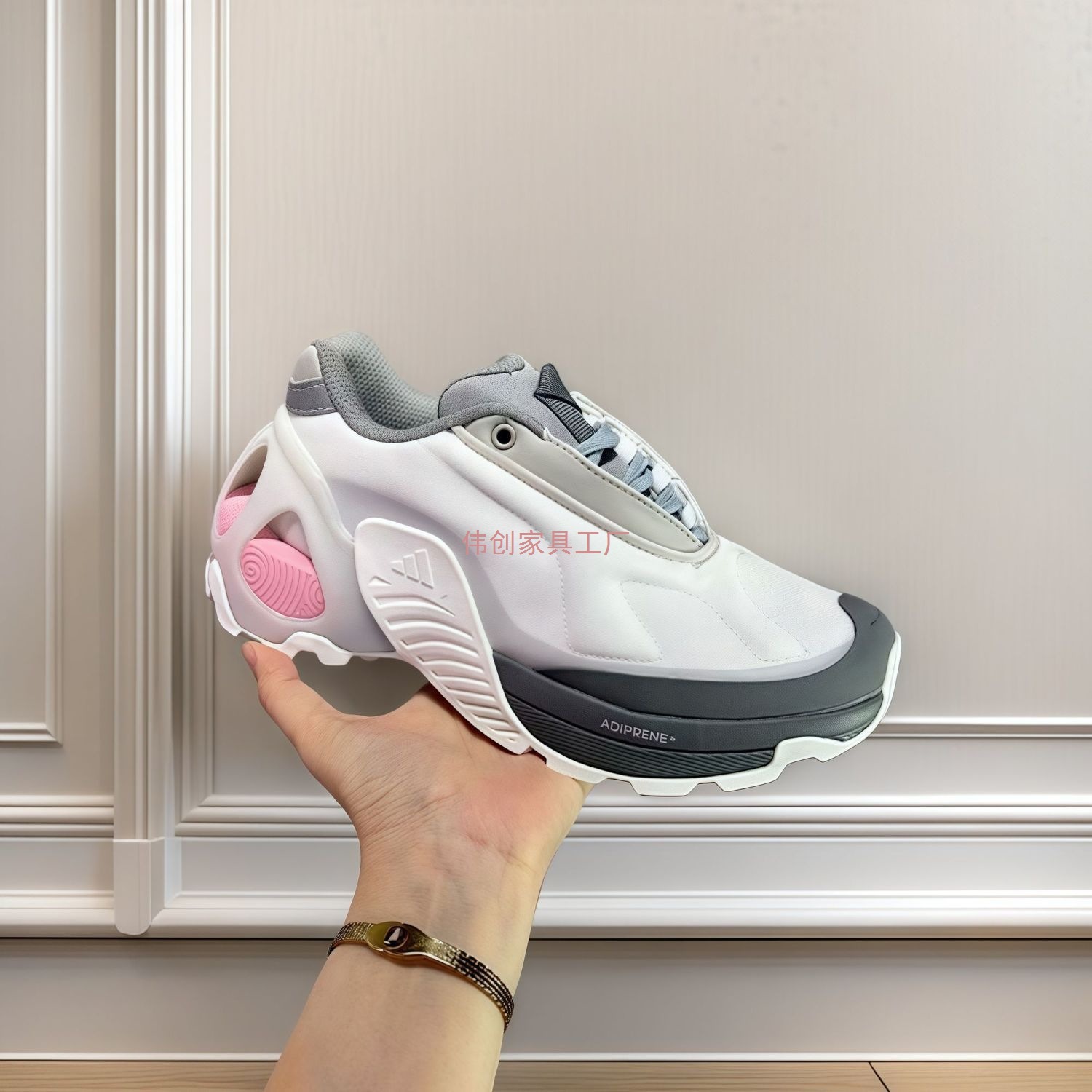 Модные спортивные кроссовки 2025 года для мужчин и женщин, износостойкие амортизирующие беговые кроссовки, спортивные низкие беговые кроссовки, механические повышающие обувь для пар