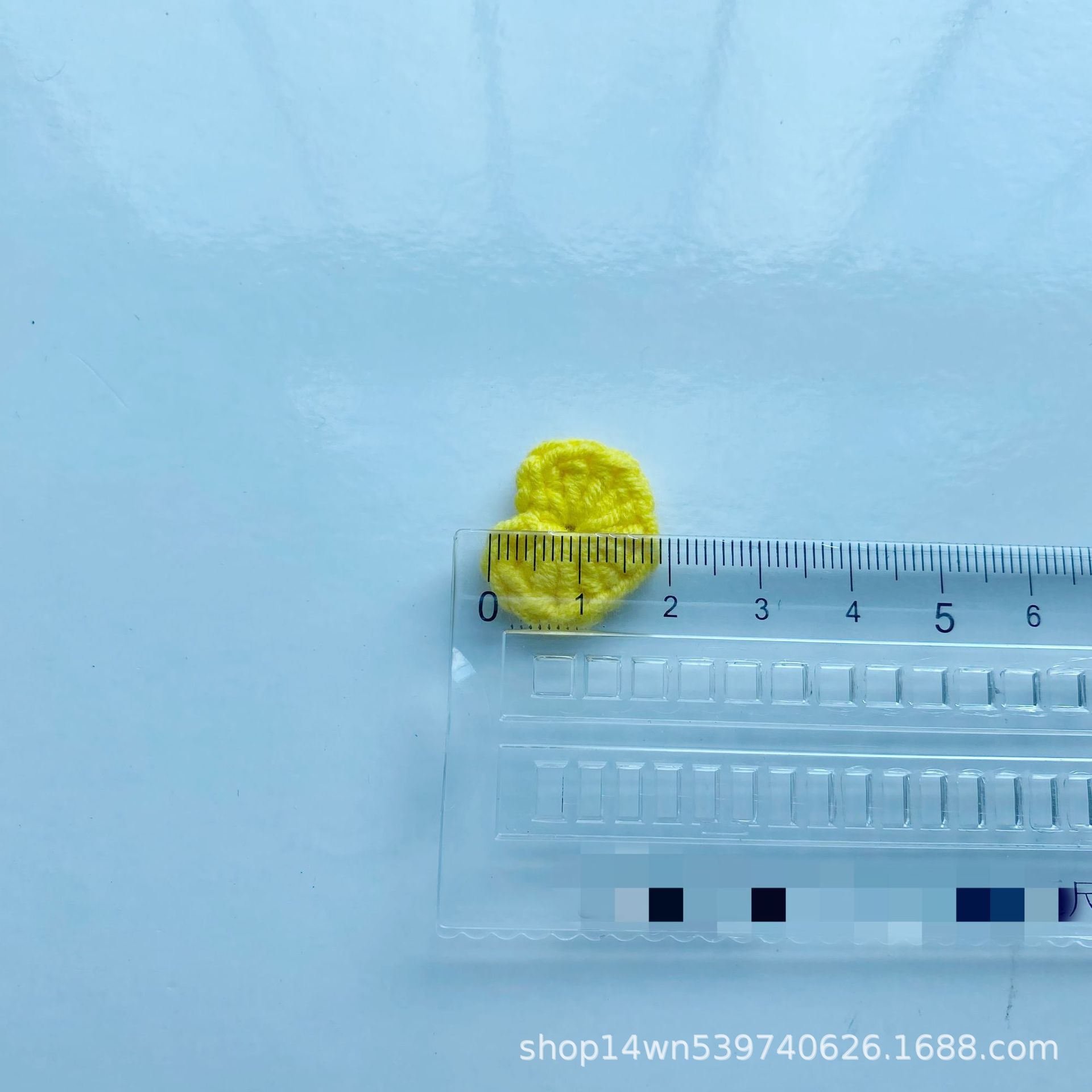 Purely Handmade Crocheted Heart Accessories Wool Knitted Candy Color Clothing Patch Headwear Patch Hairpin Mini Love