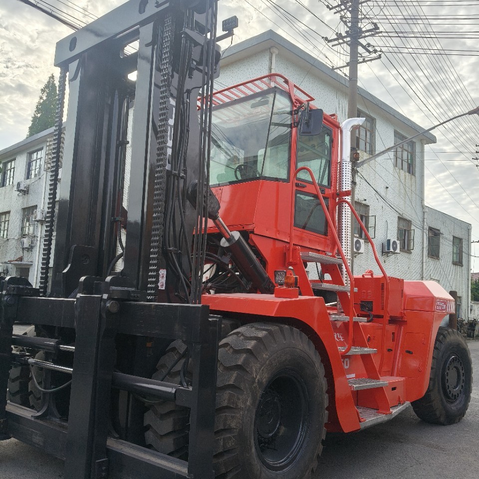 Поставка больших б/у погрузчиков Heli 25 тонн (погрузчик для стальных катушек)