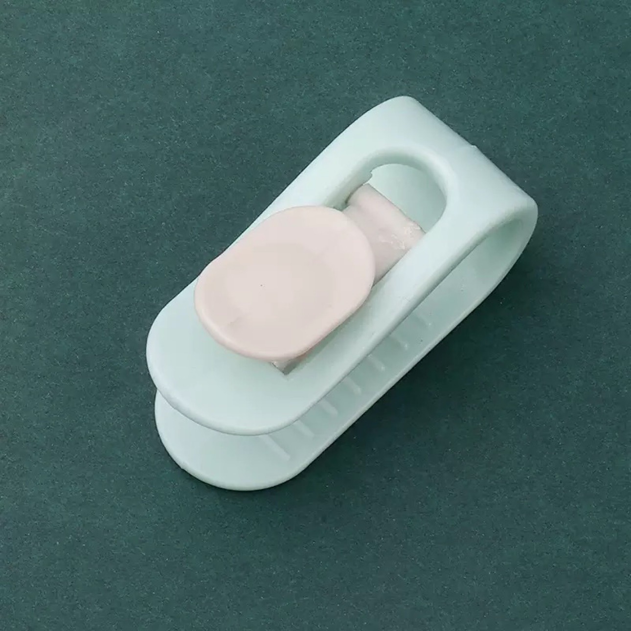 New Quilt Fastener Single Pack Needle-Free Safety Invisible Anti-Slip Quilt Corner Duvet Cover Bed Sheet Quilt Cover Seamless Fixing