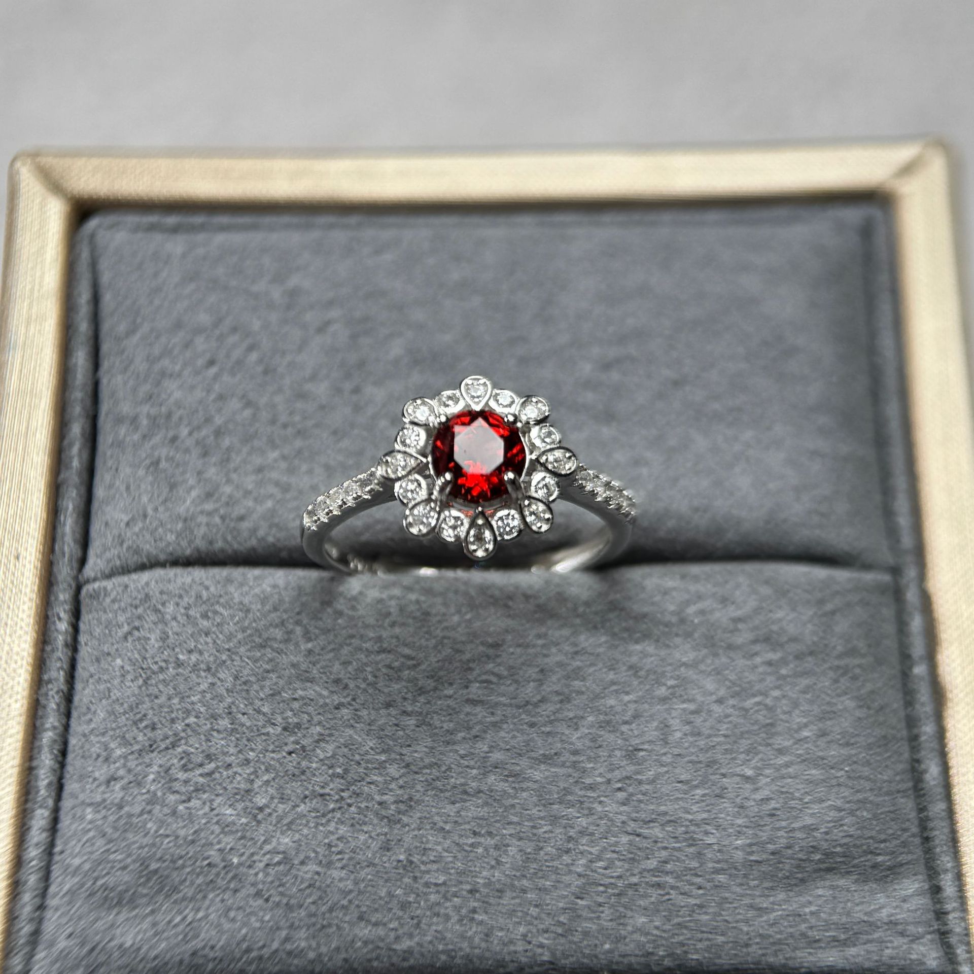 2025 New S925 Sterling Silver Natural Topaz Crystal Colorful Gemstone Ring Women's Sunflower Style Open Ring