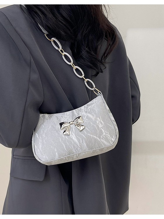 Korean Style Underarm Bag for Women, New Sweet and Stylish Shoulder Bag, Internet Celebrity Hot Style, Fashionable Bow Chain Women's Bag