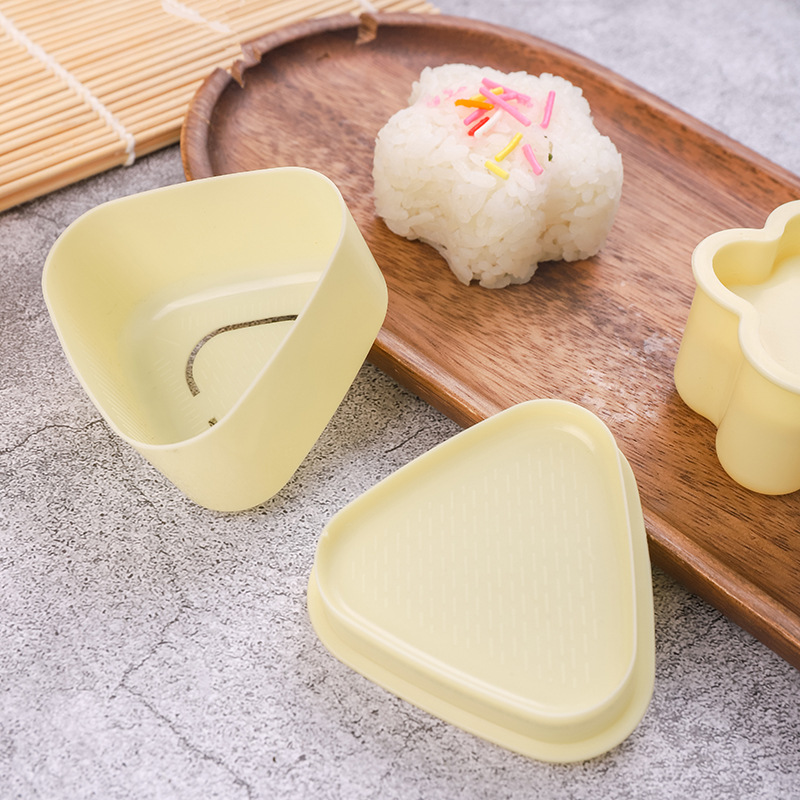 Children's Triangular Rice Ball Mold Shaker Rice Ball Mold Set Kitchen DIY Warship Sushi Mold Model