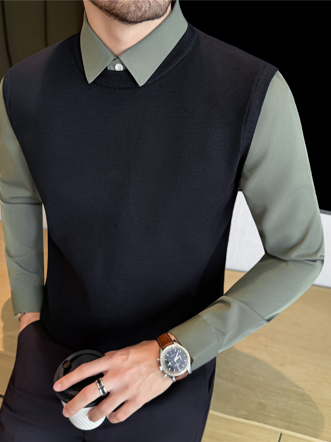 2025 Heavyweight Thickened Fleece-Lined Gentleman Style Turn-Down Collar Fake Two-Piece Knit Sweater for Men, Light Luxury Fashion Trend Versatile Top