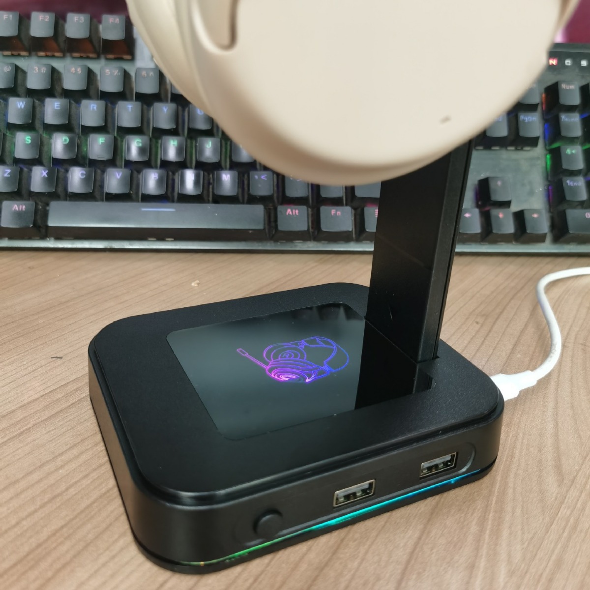 Headphone Stand Rgb Hot-Selling Color-Changing Luminous Dazzling Light-Up Gaming Rgb Headphone Stand Gift Over-Ear Type