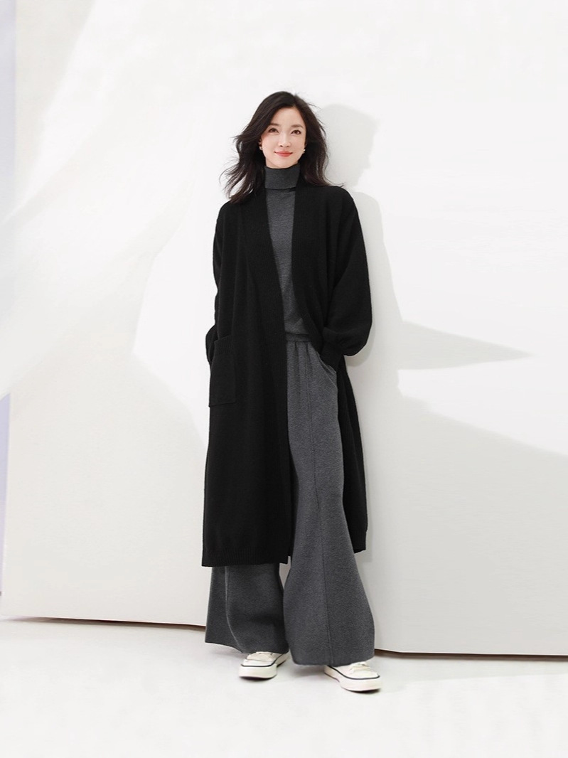 Autumn and Winter Women's Thickened Heavy Woolen Cardigan Long Outwear Pure Color Loose Large Size Sweater Women's Processing and Customization