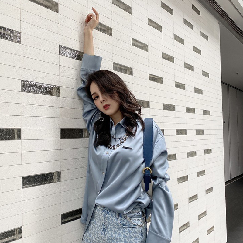 Taobao factory shirt fashion sample look at the picture printing small batch clothing production and processing contractor package Embroidery printing