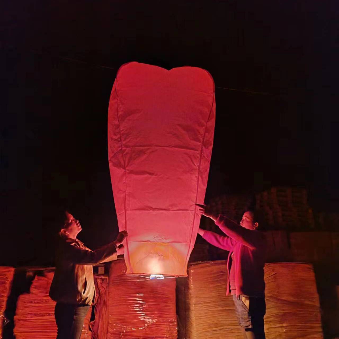 Kongming Lantern Foreign Trade Wholesale Wishing Lantern Thickened Flame Retardant 1.85m Sky Lantern Four Color Floating Tail Lamp Thai Lantern